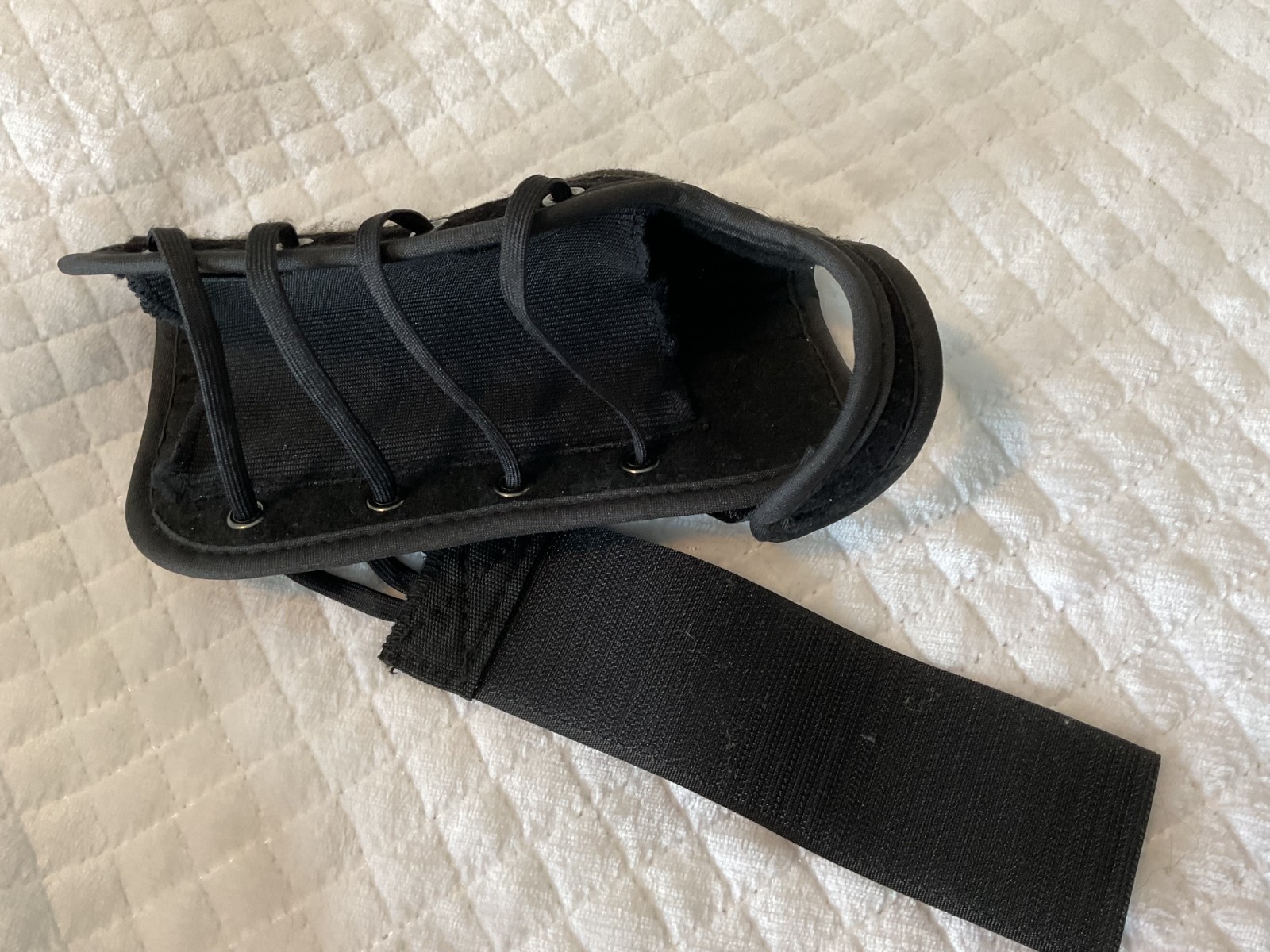 Breg Right Hand Wrist Brace Splint Carpal Tunnel Lace Closure Metal Insert used