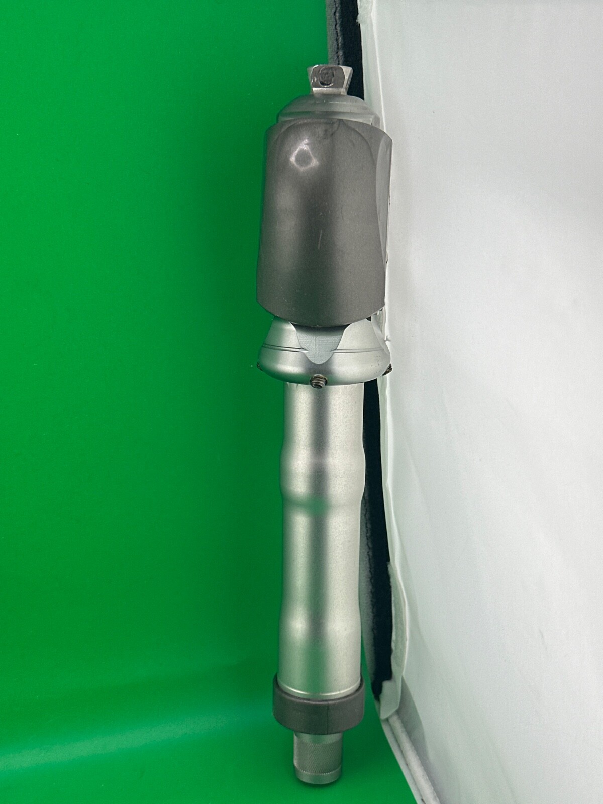 OTTOBOCK Otto bock 3r70 pneumatic prosthetic knee. Great condition