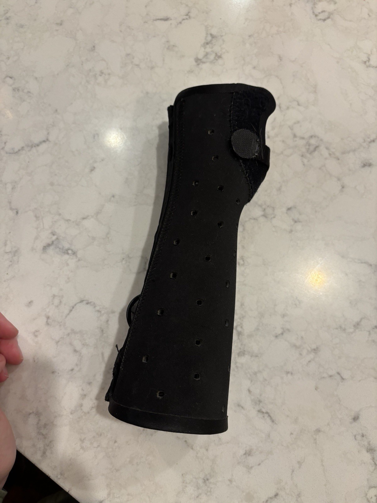 EXOS Short Arm Fracture Brace Open Thumb – SAFB-OT – Right Small