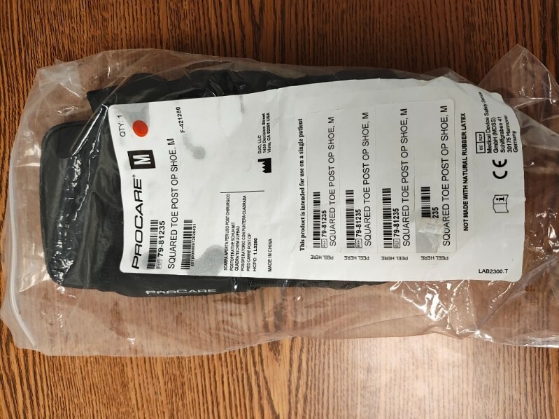 ProCare Squared Toe Post-Op Shoe Size: Medium ( Wear on the left or right )