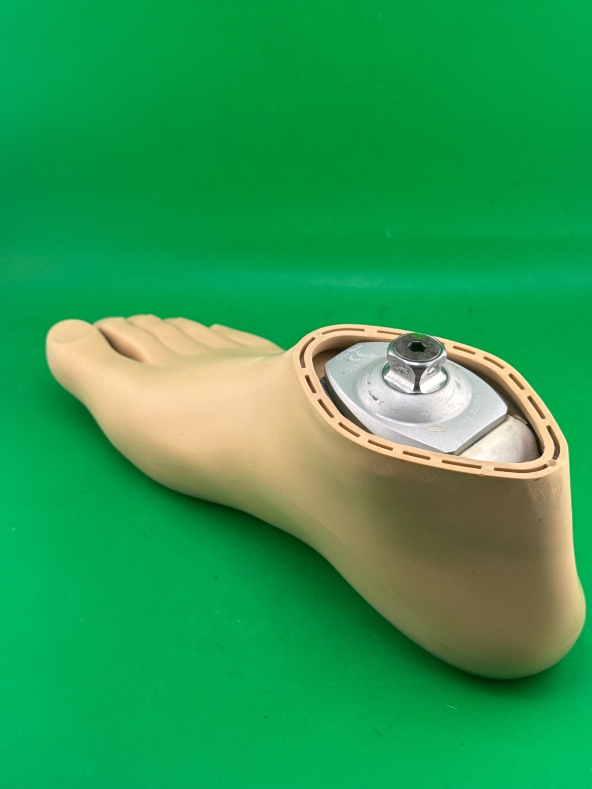 Otto bock Ottobock 1d35 prosthetic foot. Size 28, right, dynamic motion foot