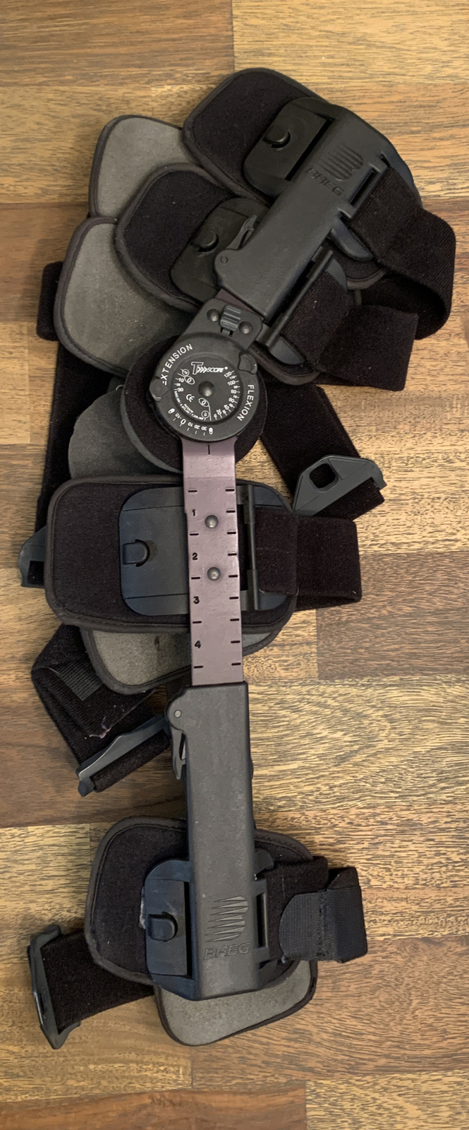 BREG T SCOPE FLEXION EXTENSION Hinged Adjustable Post Op Right / Left Knee Brace