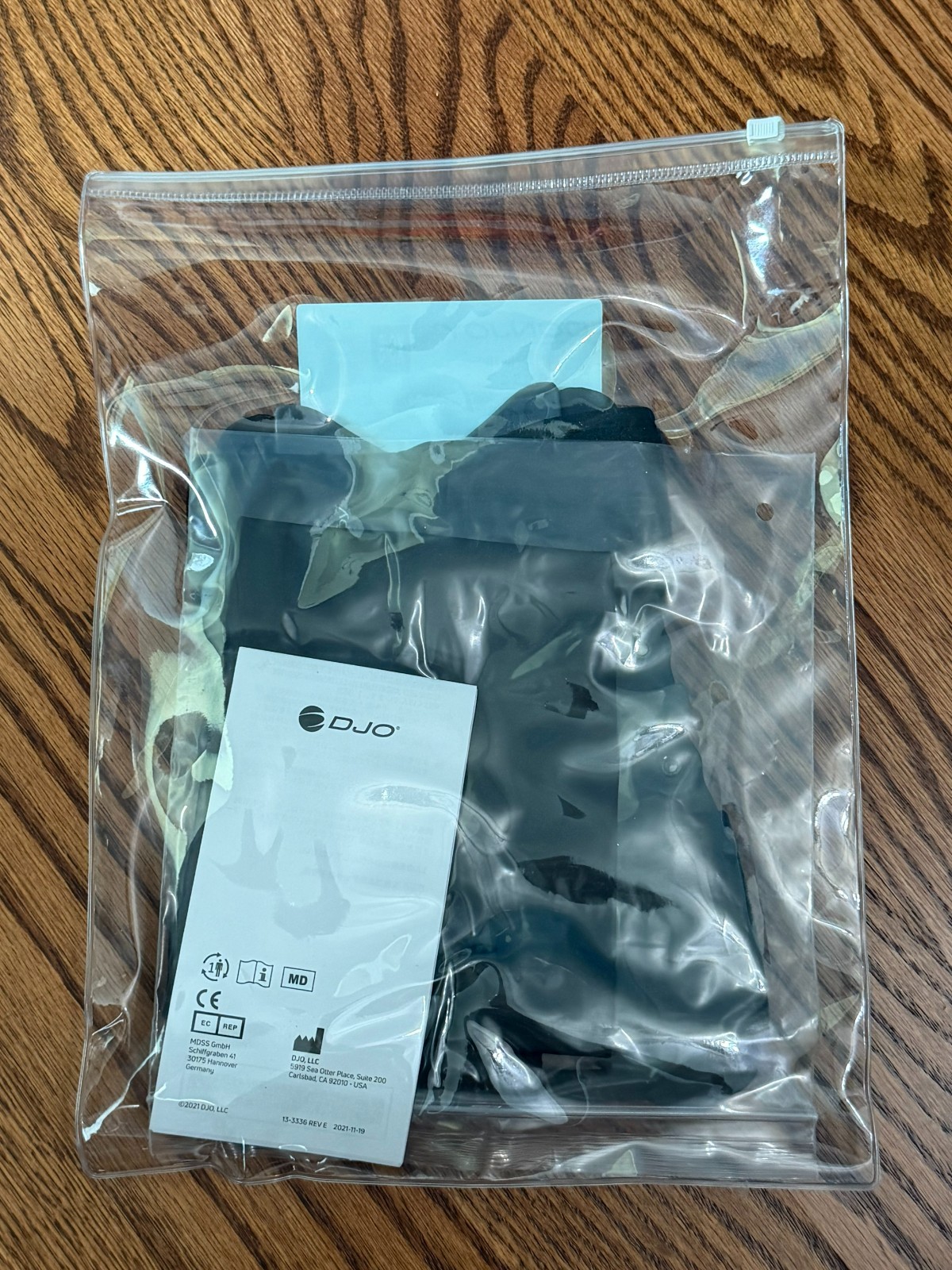DonJoy Reaction Knee Brace Gray XS/S w/ Sleeve 11-0215-2 Brand New