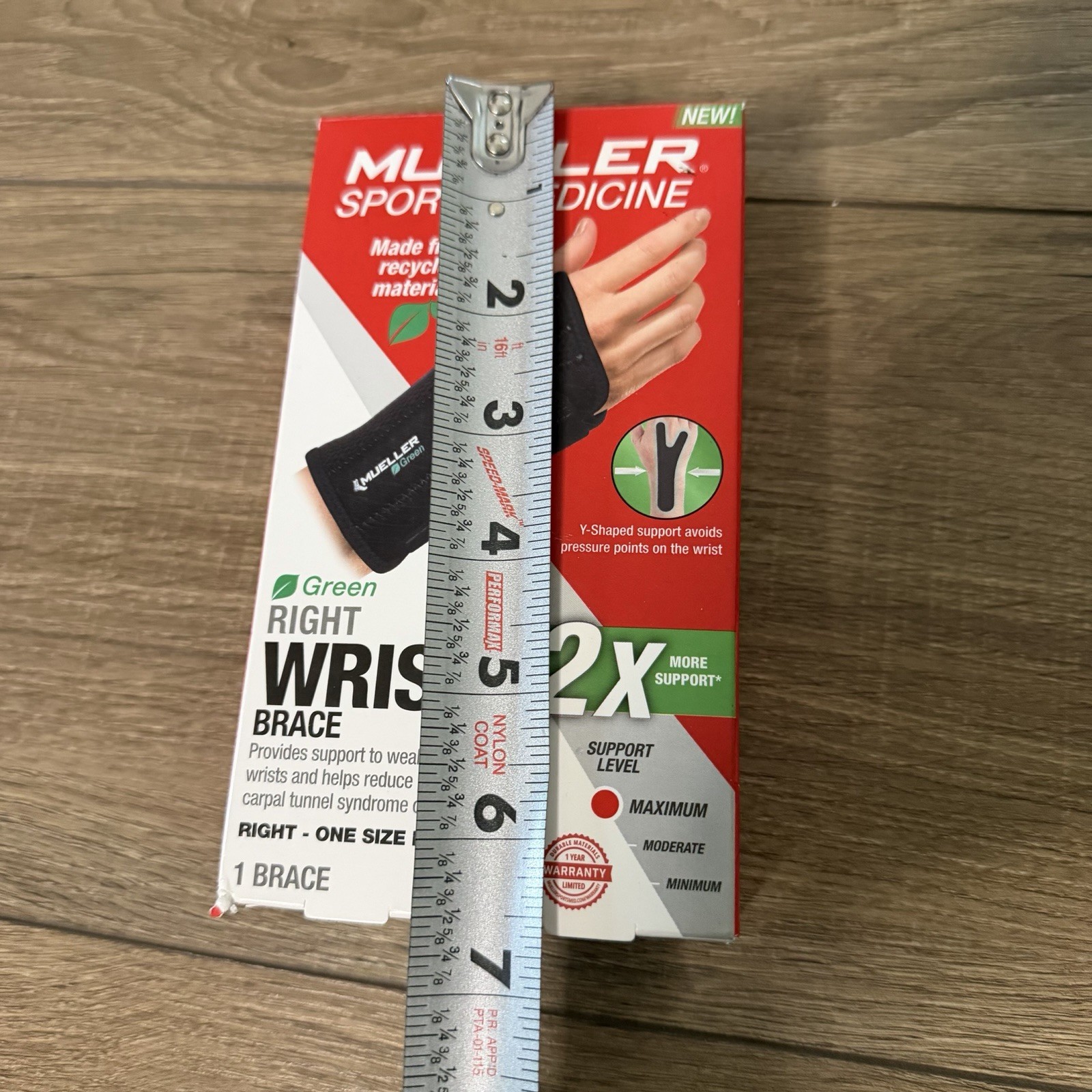Muller Sports Medicine Green Fitted Wrist Brace For Right Hand . Unisex. OS