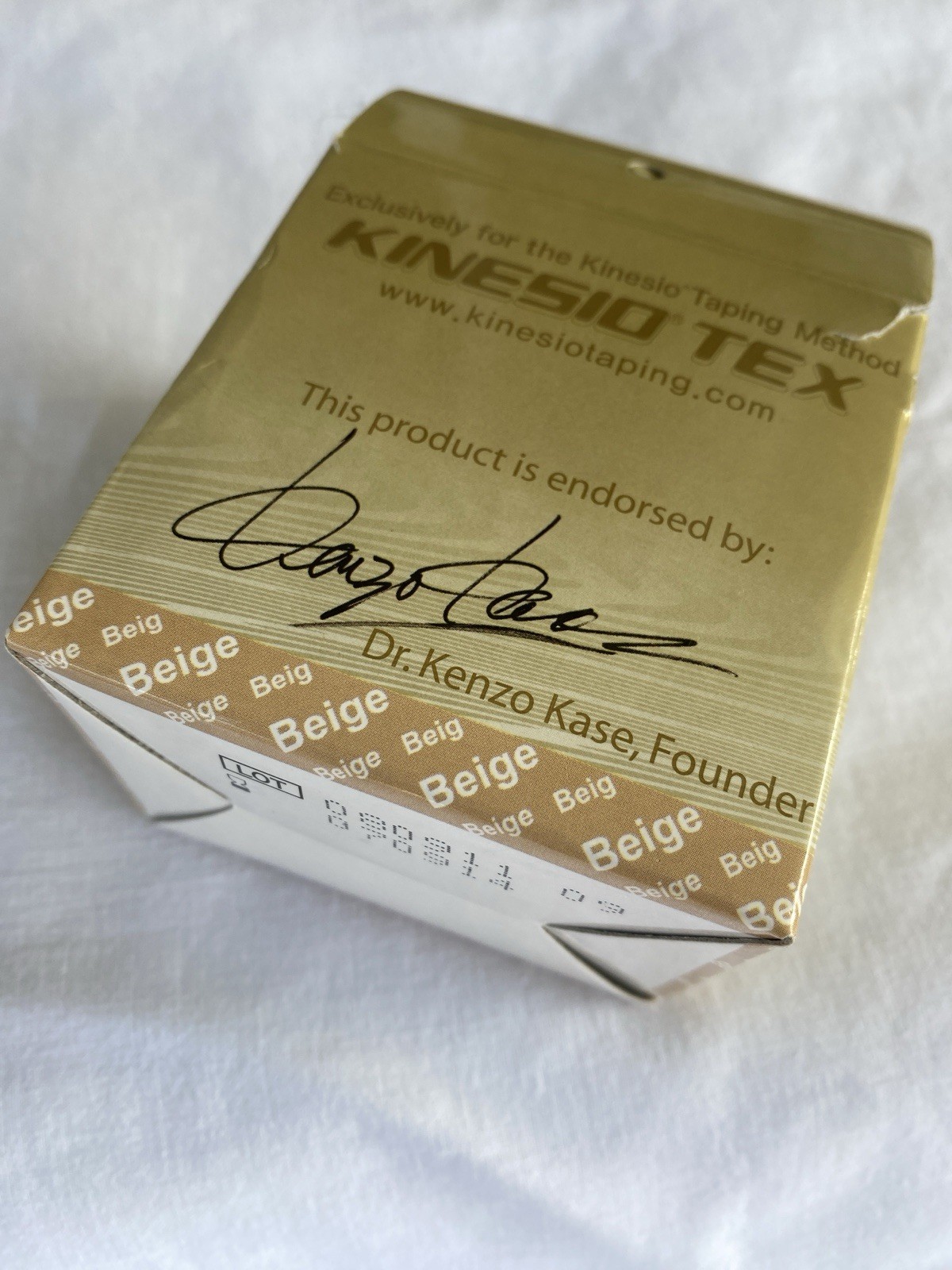 NEW Kinesio Tex Gold GKT15024 Kinesiology Tape 5cm x 5m Beige Therapeutic Taping