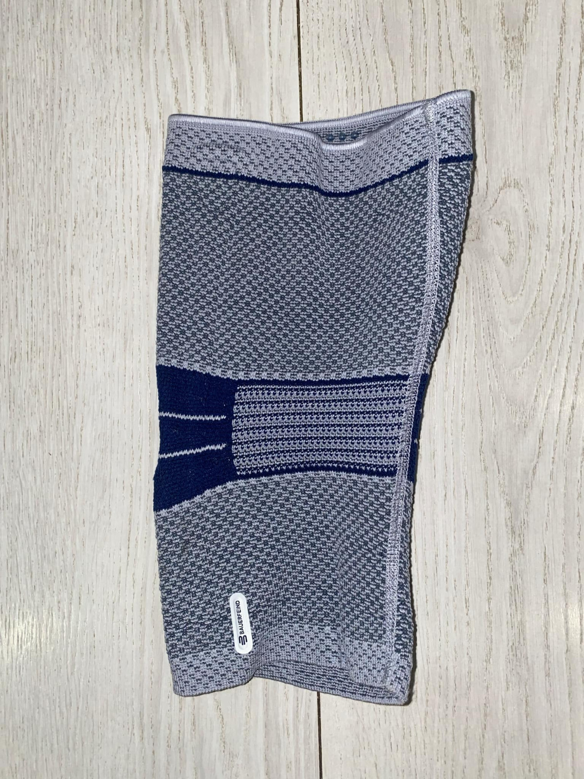 BAUERFEIND GENU TRAIN Mit Silikonrand A3 Size 3 Arthritis Knee Brace