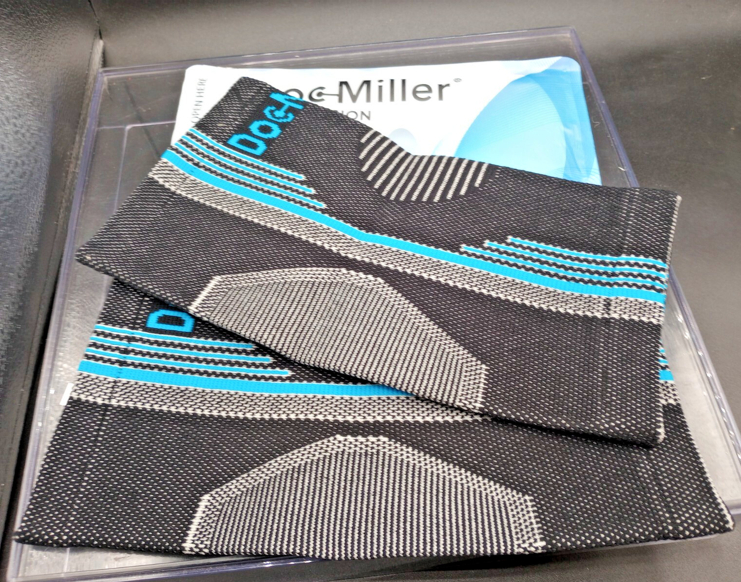 (1 Pair) Doc Miller – Compression Elbow Brace – XLARGE – Blue.