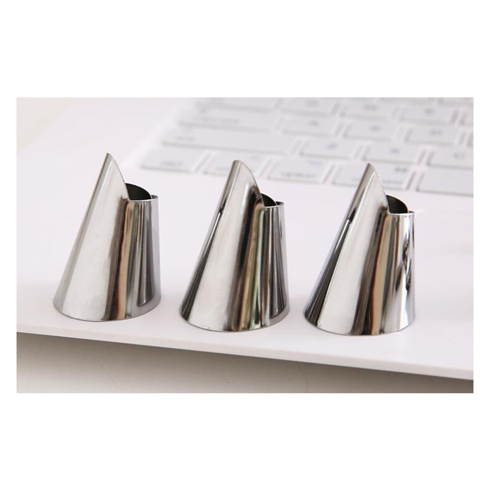 Kitchen Tool Finger Guard Stainless Steel Finger Protector Thumb Guard Peeler