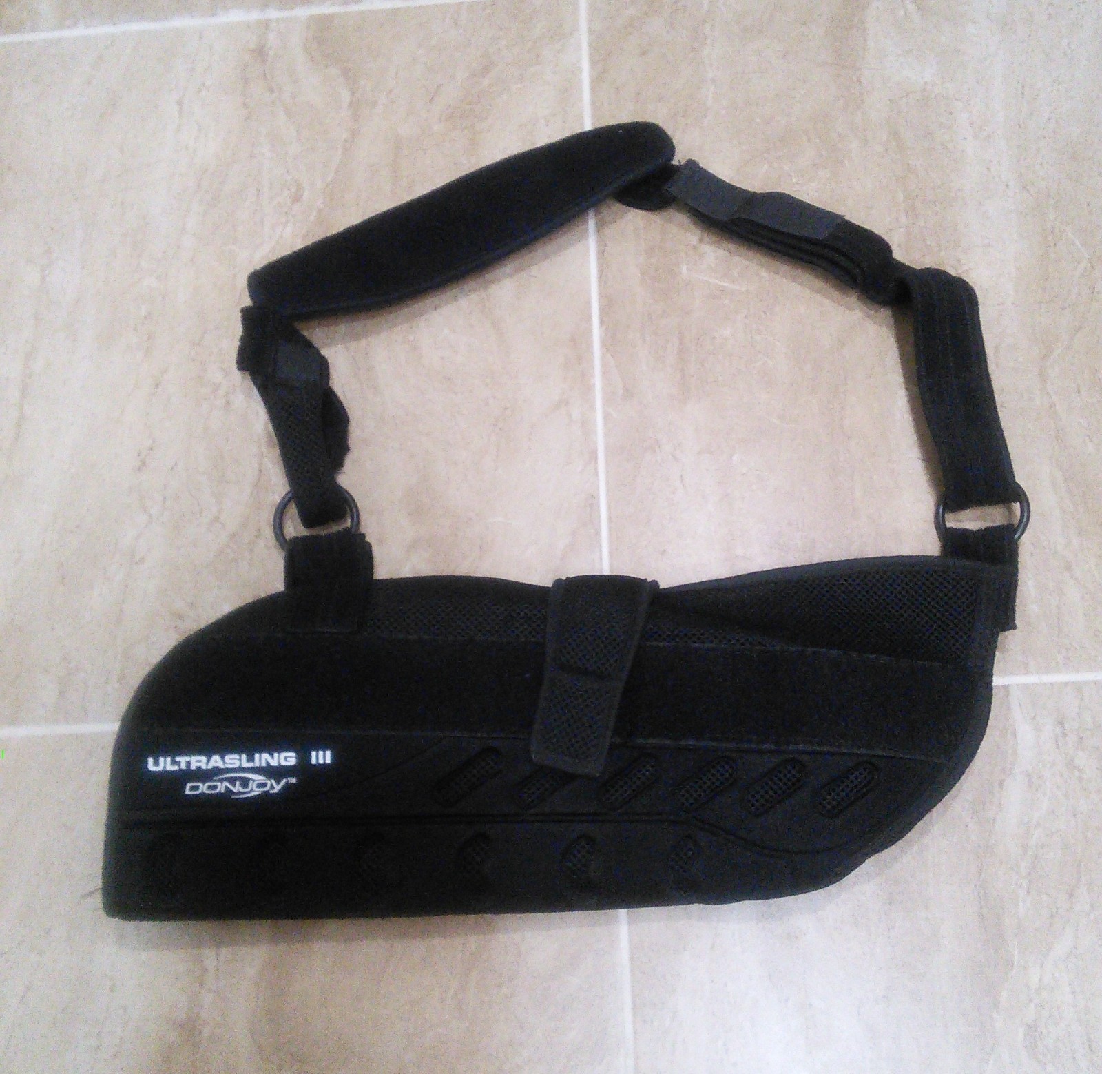 DonJoy Ultrasling III Black Arm Shoulder Sling