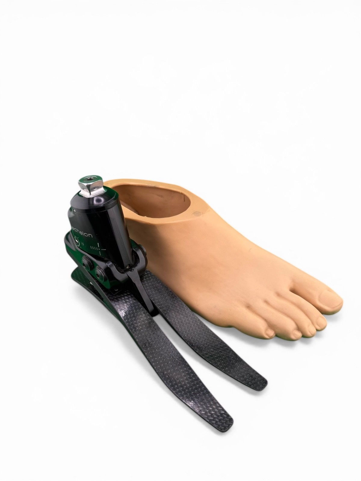 Blatchford echelon hydraulic ankle prosthetic foot. Size 28. Category 7. Right