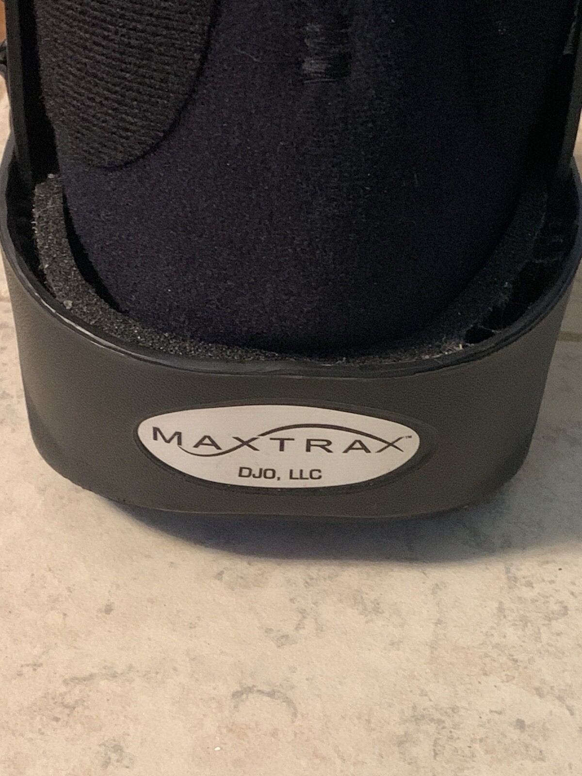 DJO Orthopedic Walking Boot Inflatable Ankle Foot Brace Small Maxtrax