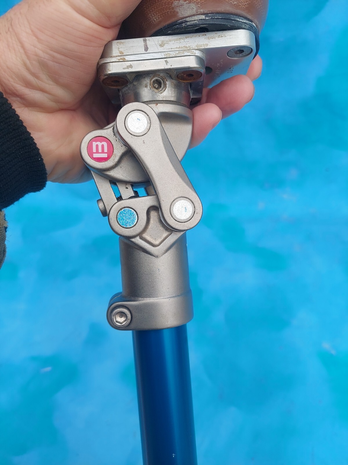 Medi Prosthetic Above Knee Leg Limb OSSUR RIGHT Foot Size 25