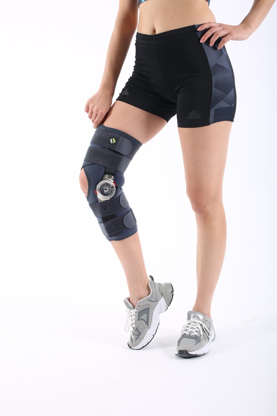 SUPPORTLİNE Neoprene Adjustable Angle Knee Brace Hinged Support for Injury Rehab