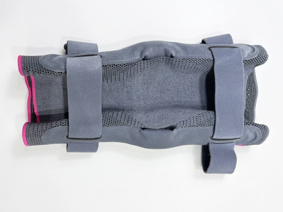 Genumedi Pro Medium Orthopedic Elastic Knee Pad with Joint Size 5, V Size