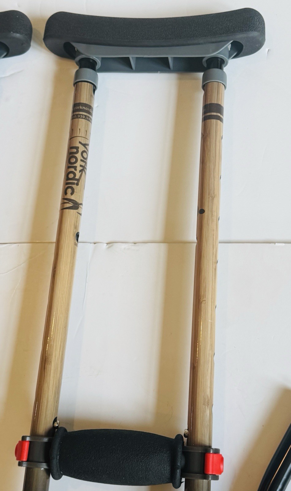 NEW OPEN BOX York Nordic Spring Cushion Crutches Adjustable Travel 330 lb Pair