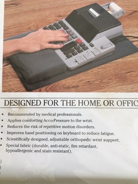 ORTHOPEDIC KEYBOARD WRIST SUPPORT ACCU-WRIST NEW BEIGE
