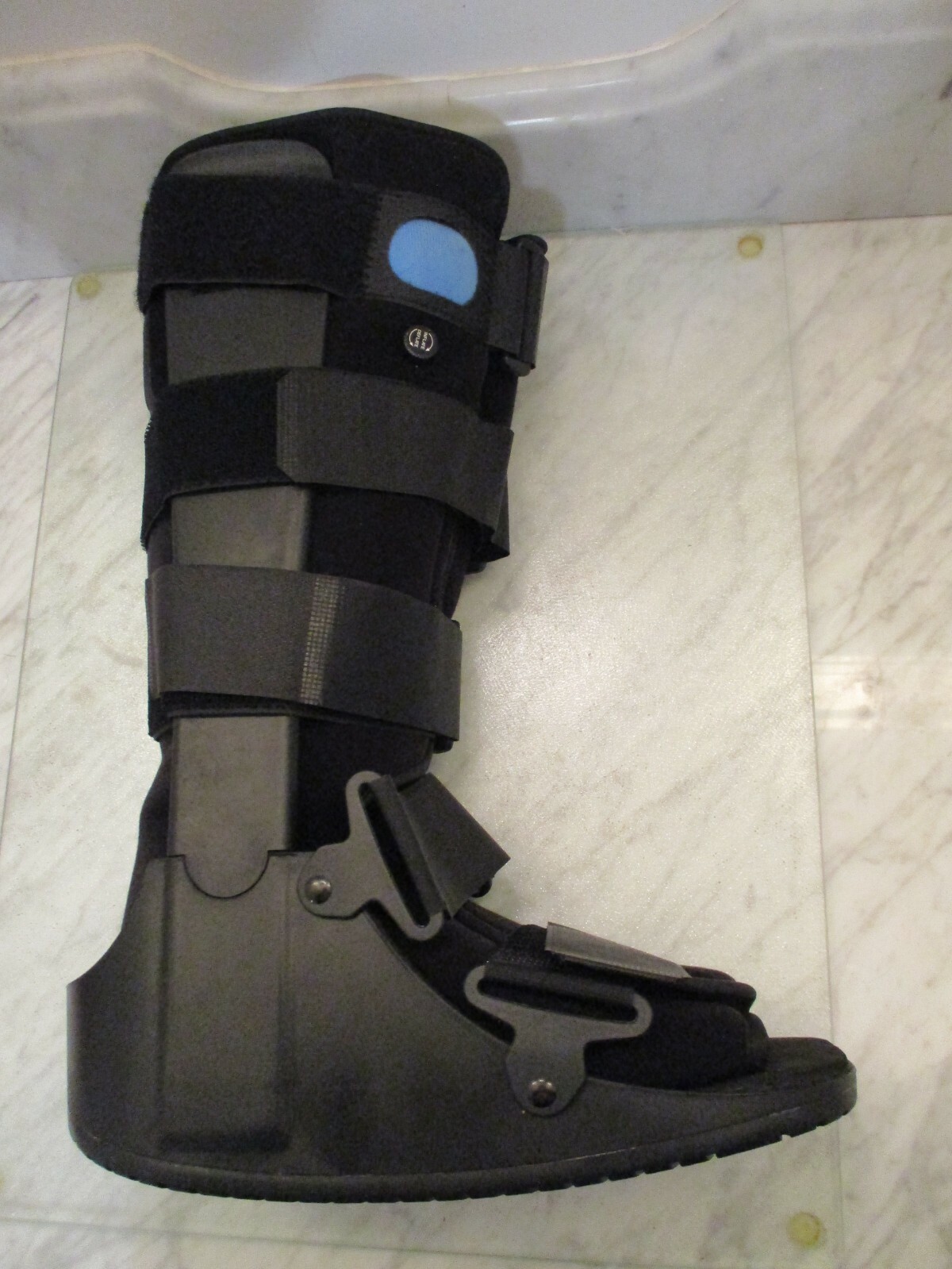 MD Medical Boot Ankle Foot Brace Ortho Boot For Healing EUC