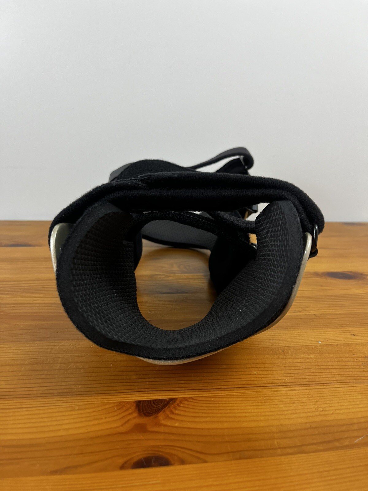 New OSSUR Supportive Adjustable Knee Brace Small Left Knee Innovation Sports
