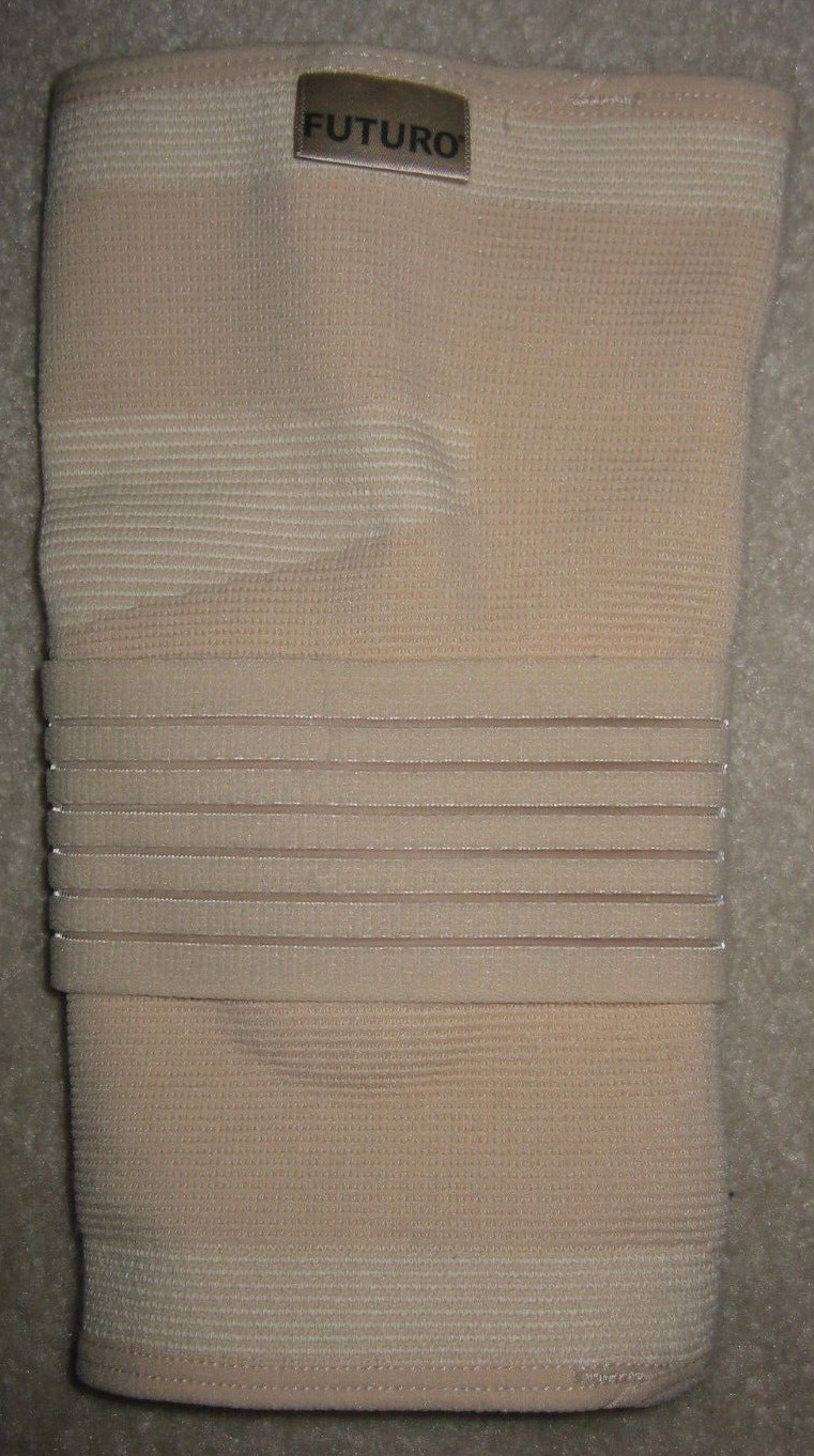 FUTURO-MMM-379 Comfort Elbow Support with Pressure Pads Breathable Medium 10-11″