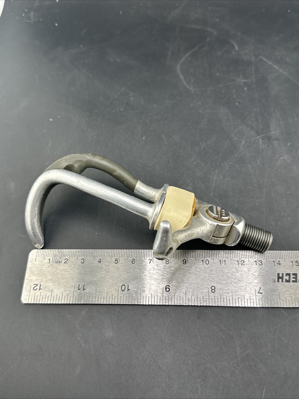 RIGHT Canted Aluminum Prosthetic Hook. Fillauer, Hosmer. Dorrance 5XA Hook
