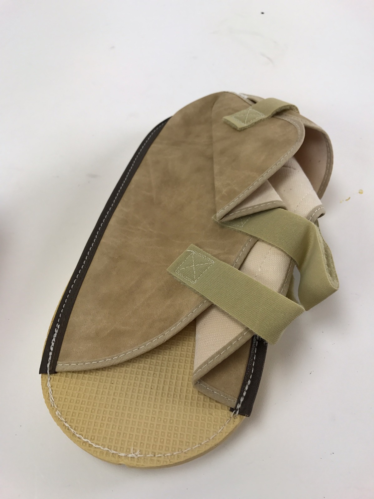 New ORTHOPEDIC POST OP FOOT SHOE Adjustable VELCO-STRAPS FOOT-BRACE Large