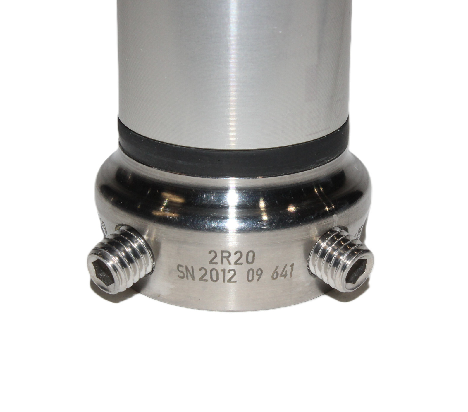 2R20 OTTOBOCK AXON PYLON/TUBE ADAPTER FOR GENIUM X3 PROSTHETIC KNEE 2012 L=5.1″