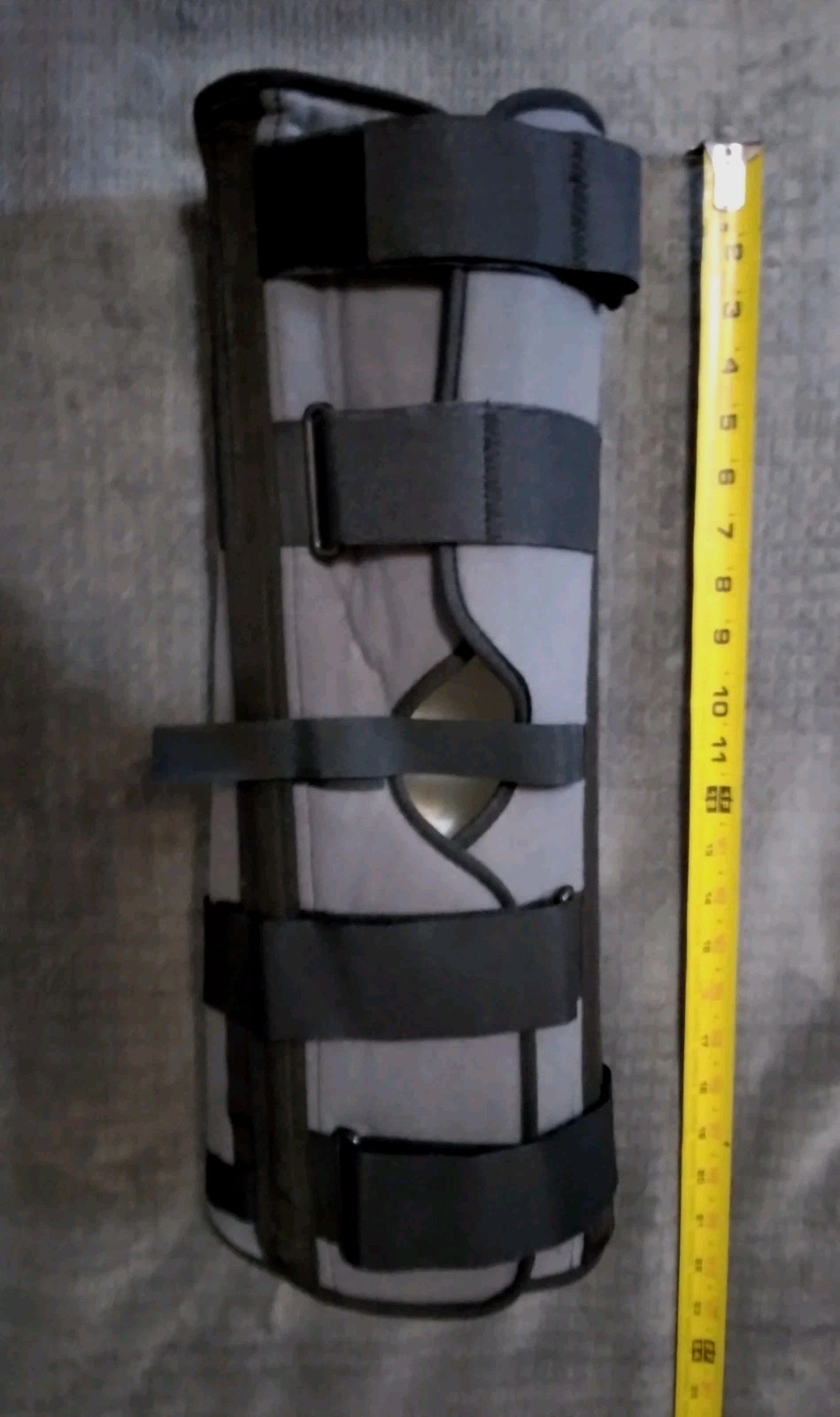 Adjustable Knee/Leg Brace Immobilizer With Velco Srtaps, Gray