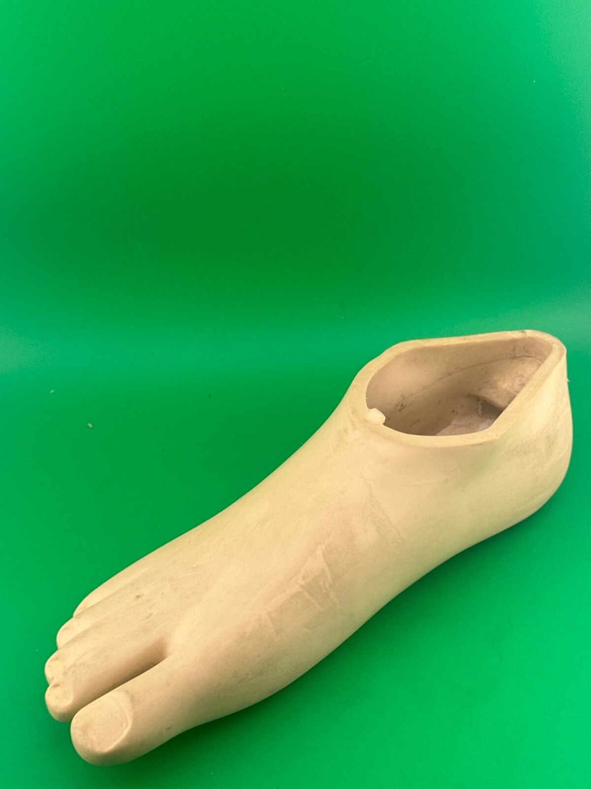 Prosthetic footshell foot shell, right. Blatchford avalon shell. Size 24cm
