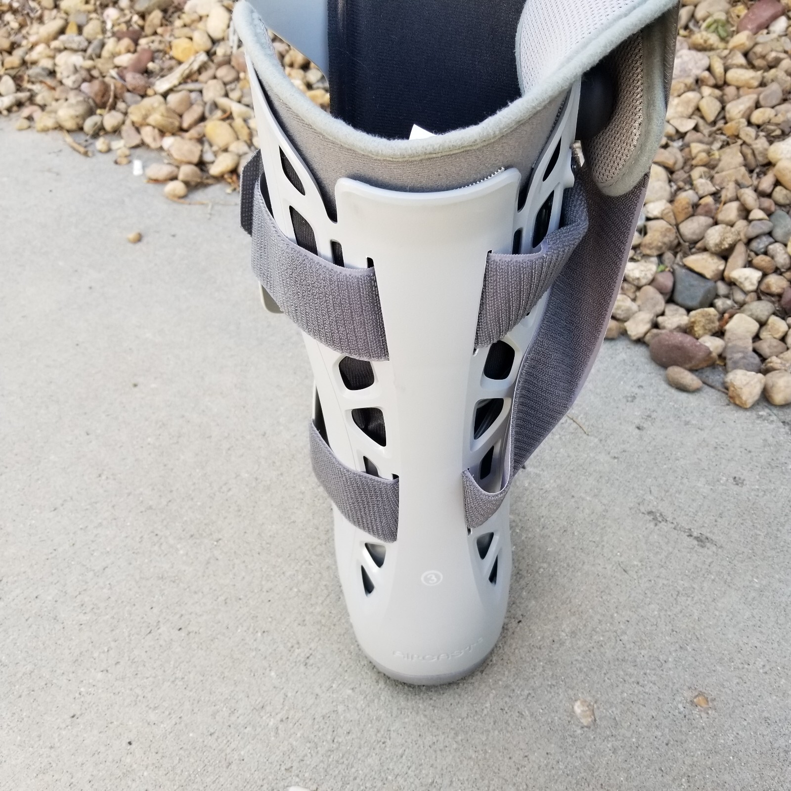 Aircast AirSelect DJO Brace/Walking Boot Medium Air Pump
