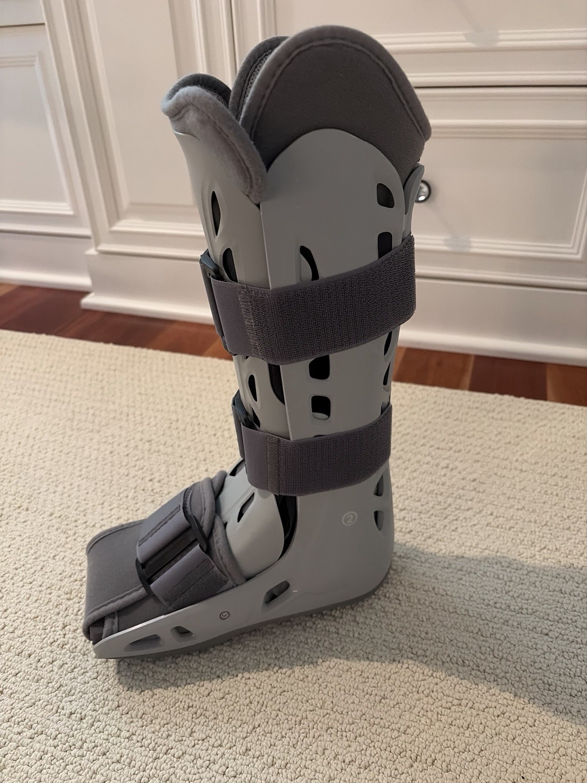 Aircast AirSelect Walker Brace / Walking Boot soft strike – Gray, Small, EXC