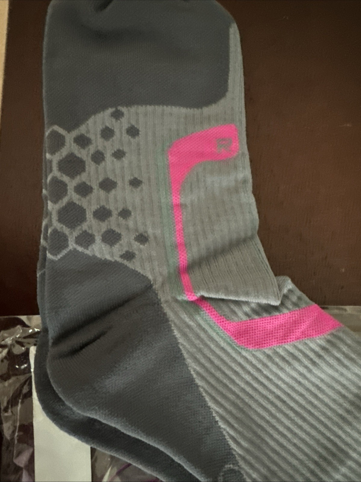 Thirty48 compression socks lg gray pink