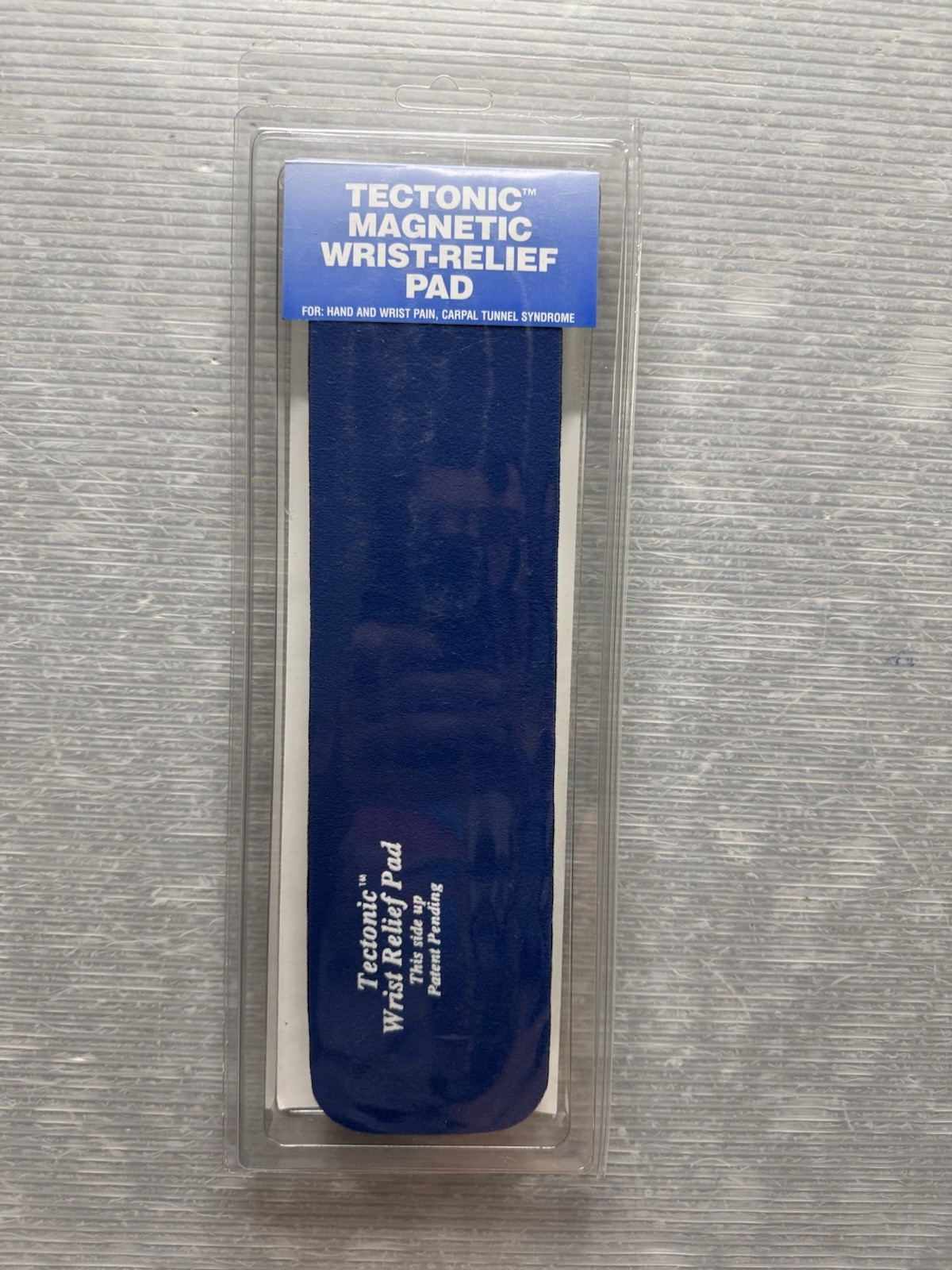 Tectonic MAGNET THERAPY WRIST-RELIEF PAD for hand Carpal Tunnel Syndrome / NEW