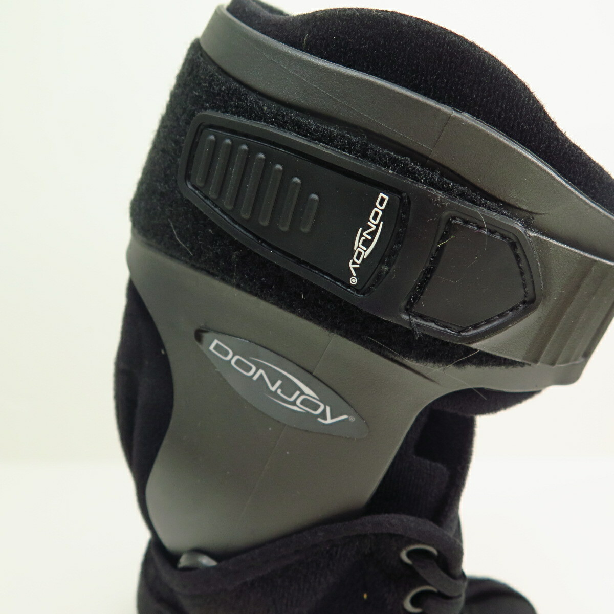 DonJoy Velocity ES (Extra Support) Ankle Brace