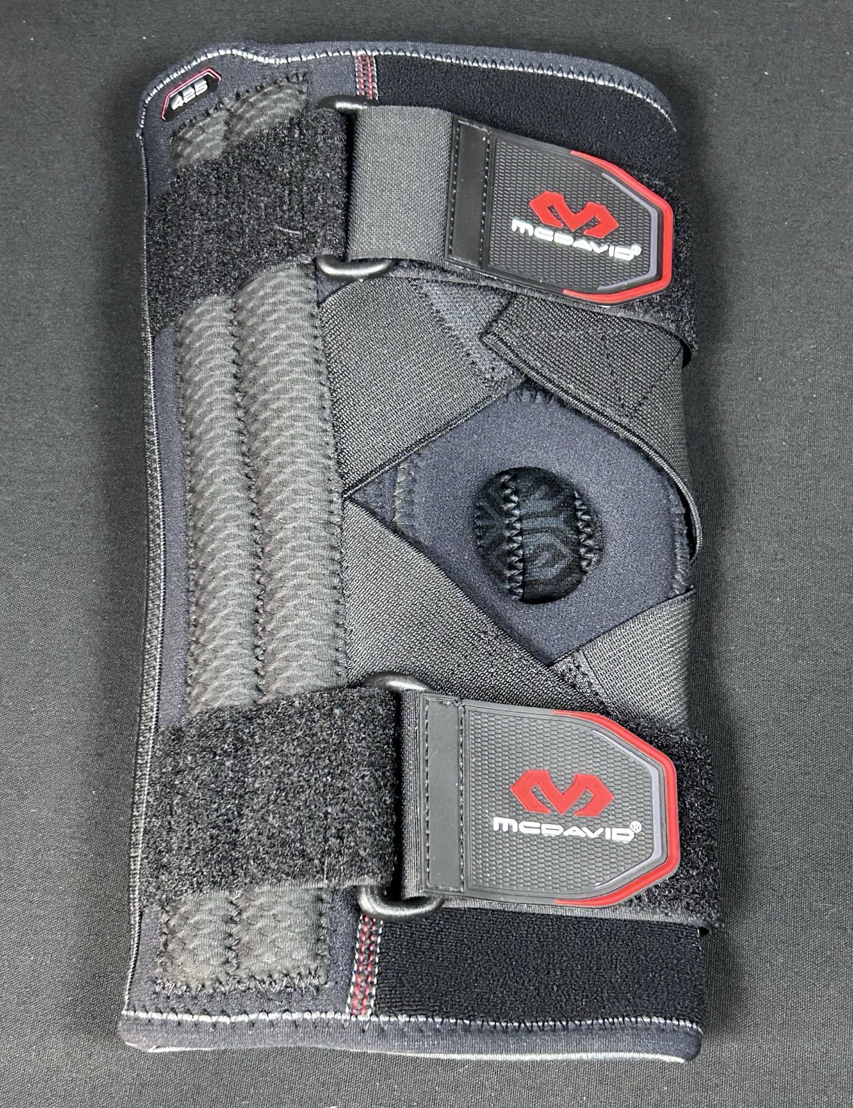 McDavid Knee Brace with Stays & Cross Straps Size Medium