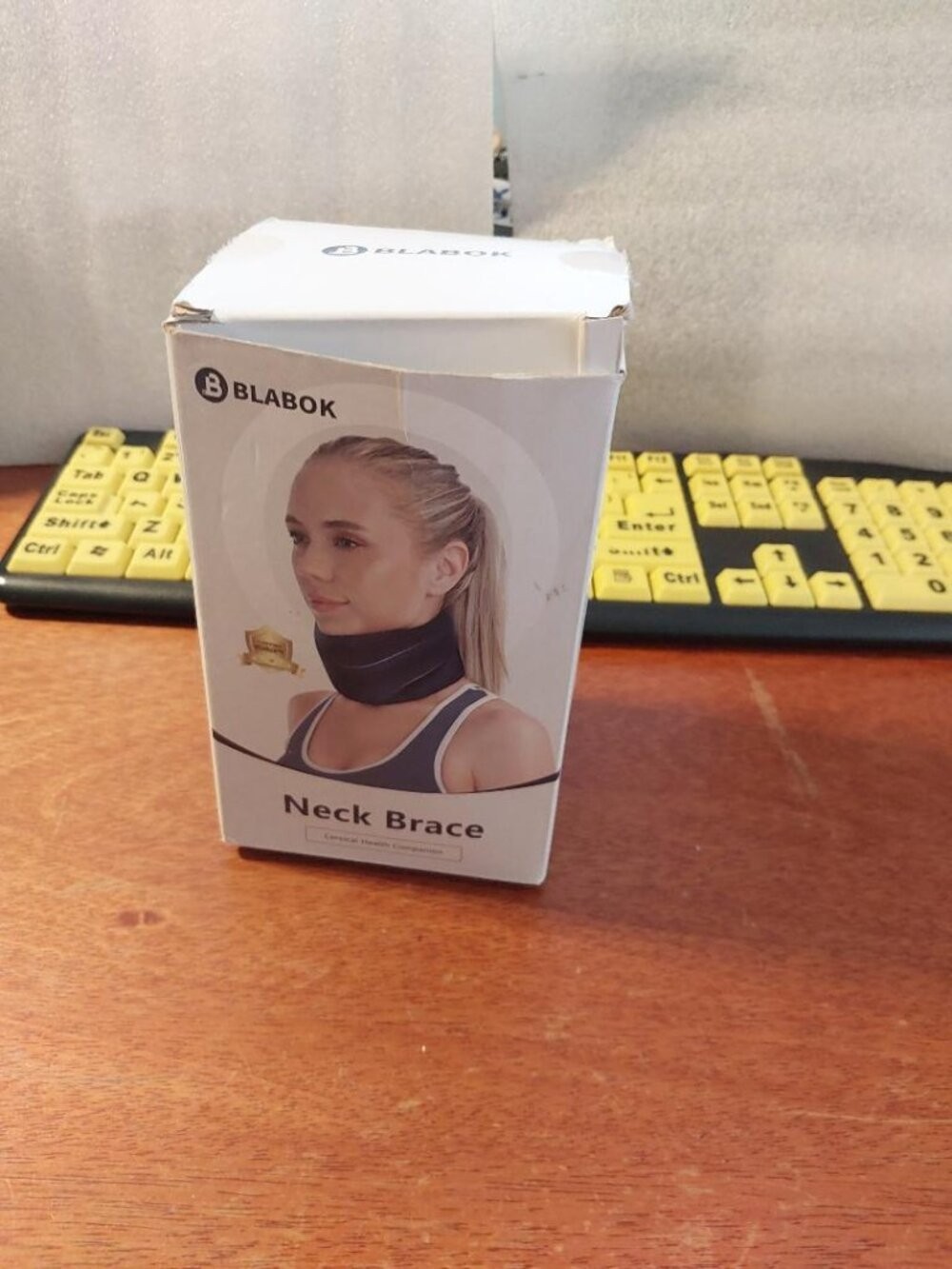 NEW BOX ! Blabok Neck Brace Box Soft Foam for Cervical Support&Pain Relieve Sz M
