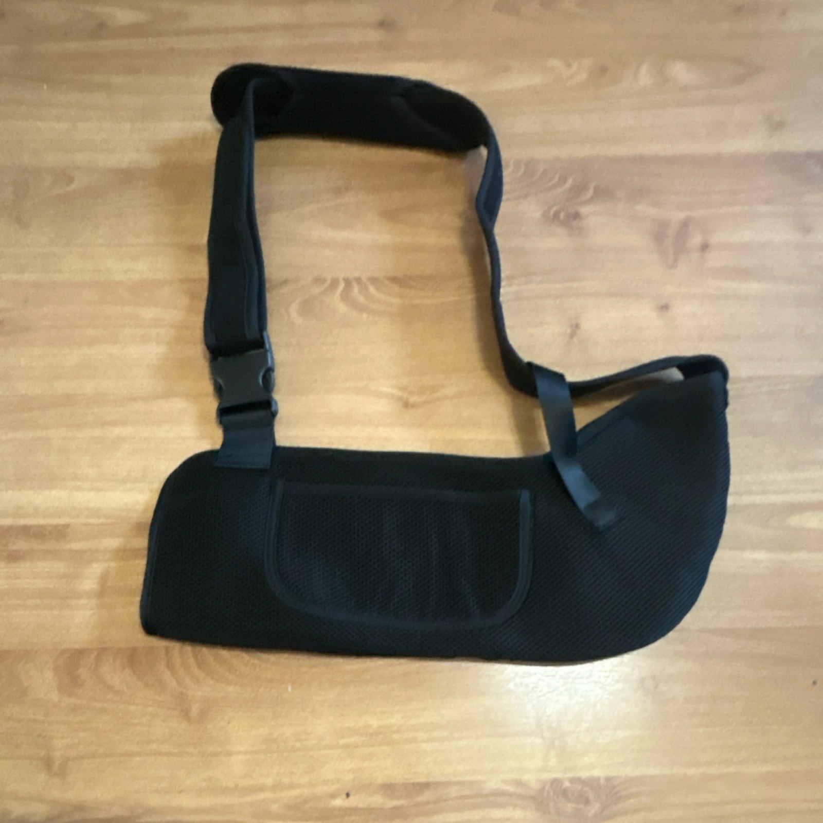 Adjustable Padded Arm/Shoulder Sling for Immobilization Support Black One Size