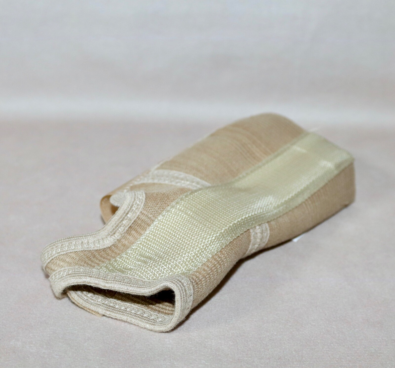 Biomet Bracing Elasto Fit Wrist Support ~ Adult Right Large ~ Beige #204115 NEW
