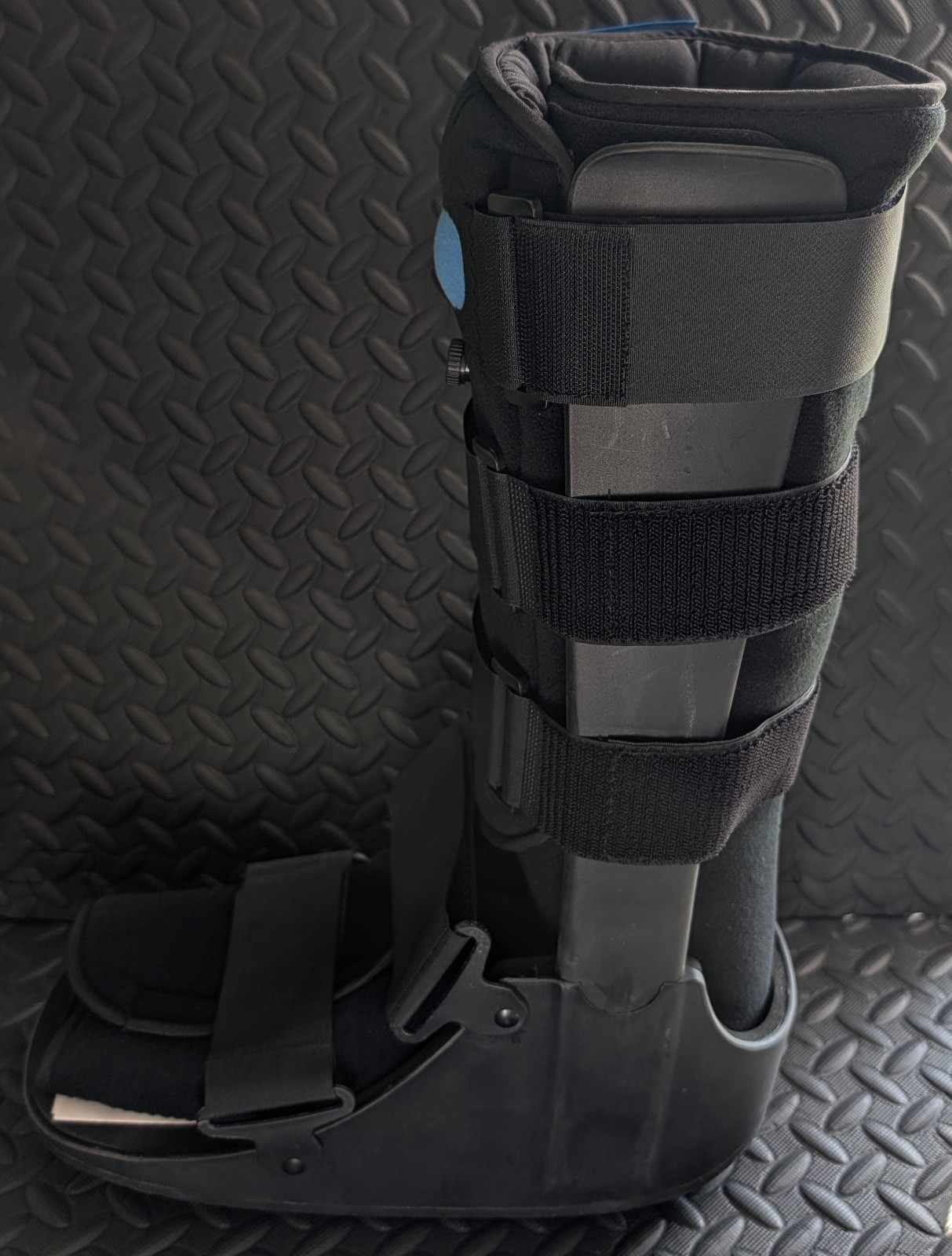 United Ortho Air Cam Walker Fracture Boot, Extra Large (XL), Black