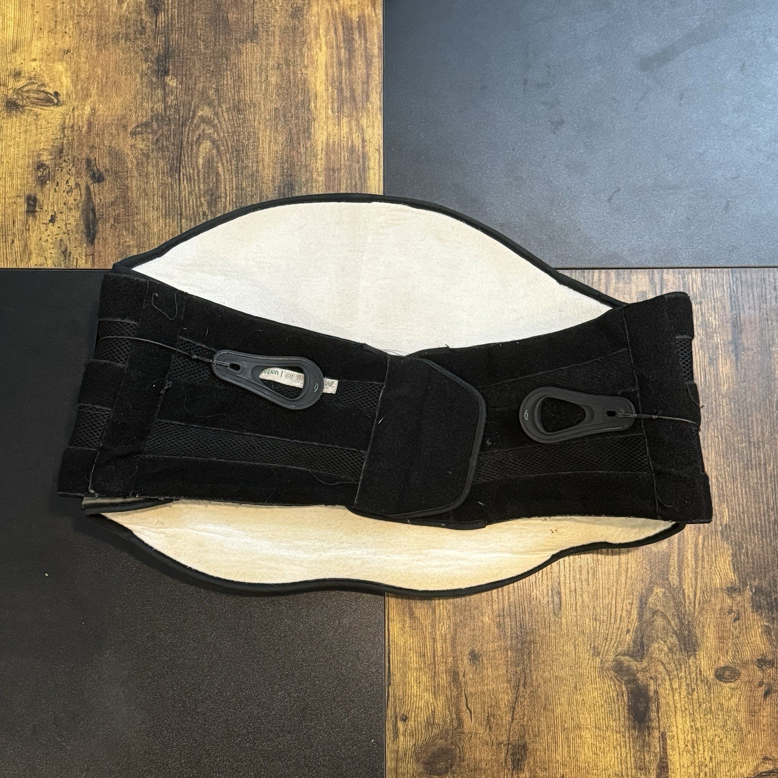 Aspen Contour Back Brace size large # CL 1314A Used / Fully Functional