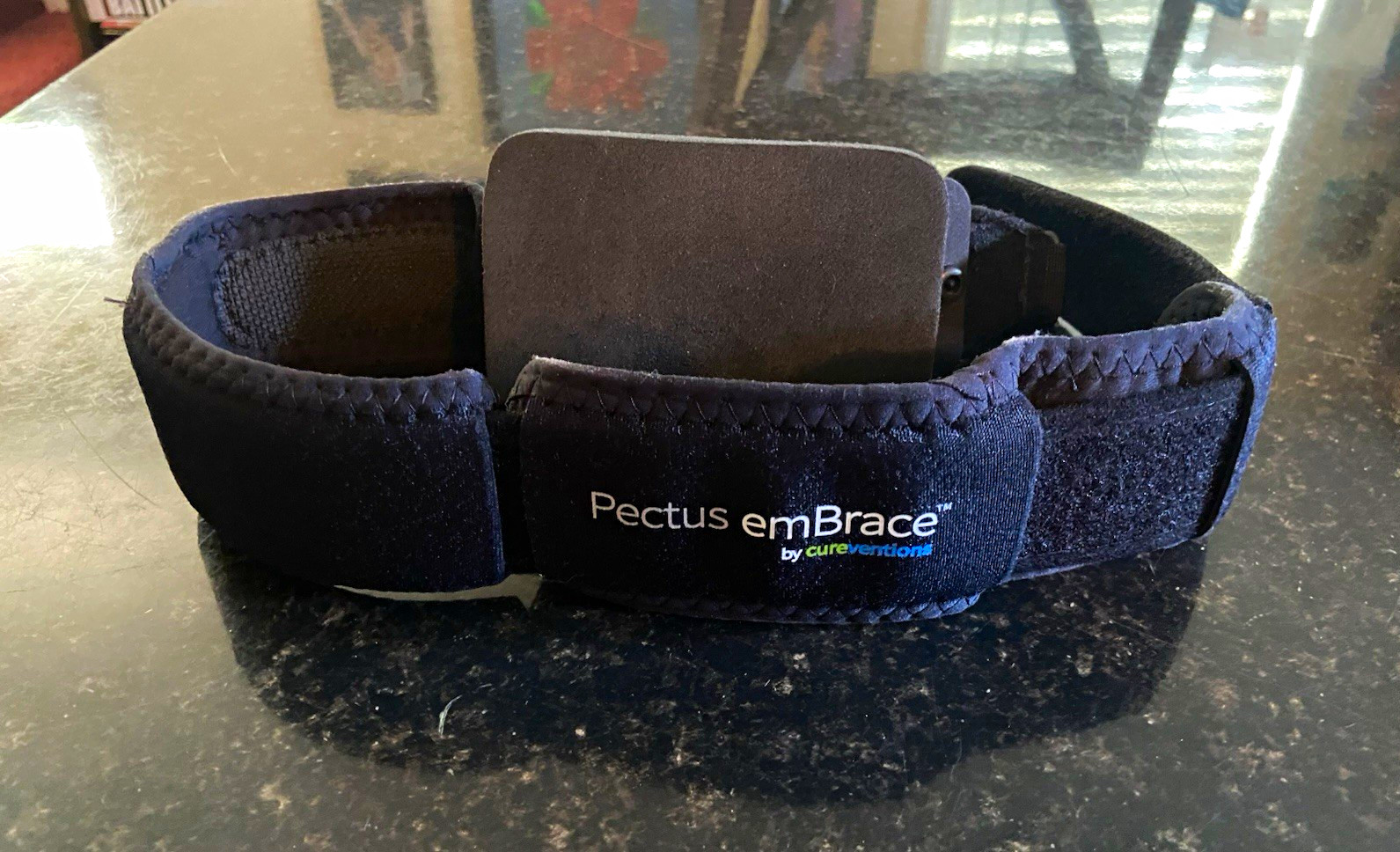 CureVention Pectus emBrace Chest/Torso Brace Medium Black Adjustable PEBRMD