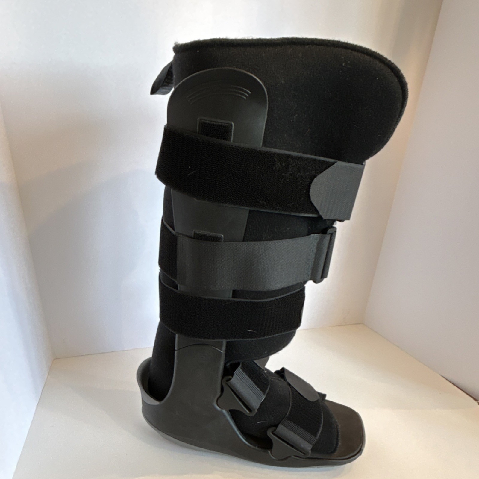 Breg Shockpod Adjustable Orthopedic Walking Boot Black Gray CE Certified