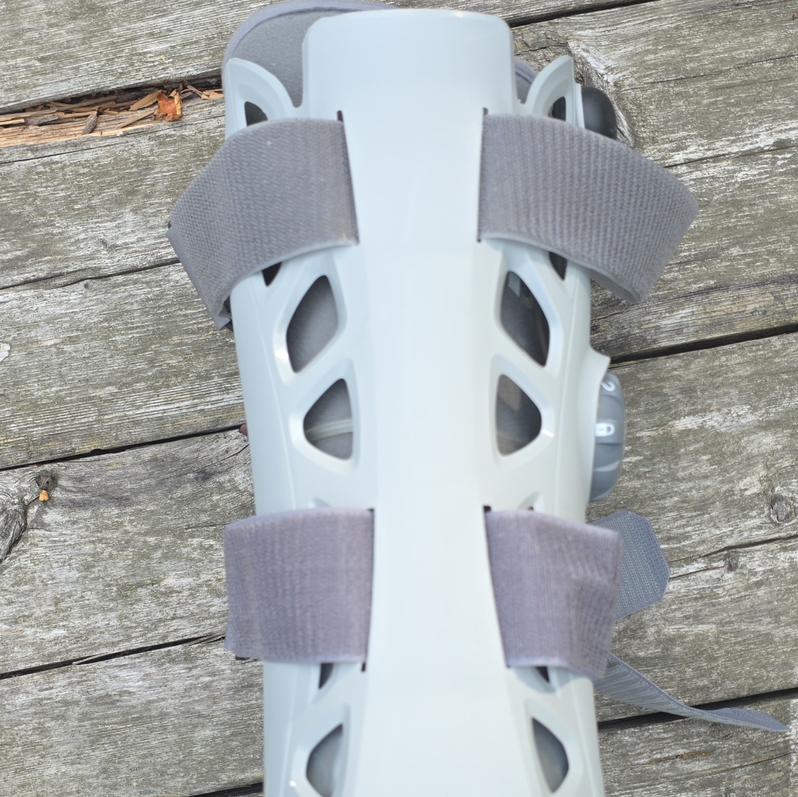 Aircast Inflatable Adjustable Walking Boot, Large Gray, Ankle/Foot Brace