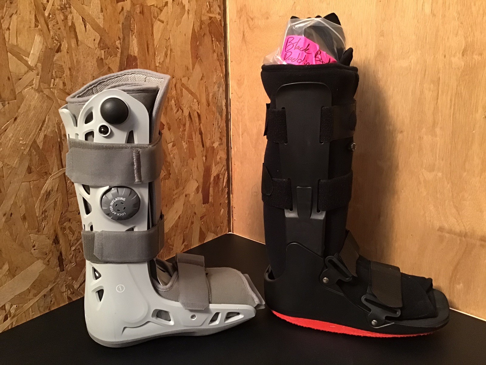2 Foot Braces ManaMed Aircast Walker Boot Air Pneumatic Pump Black Large Medium
