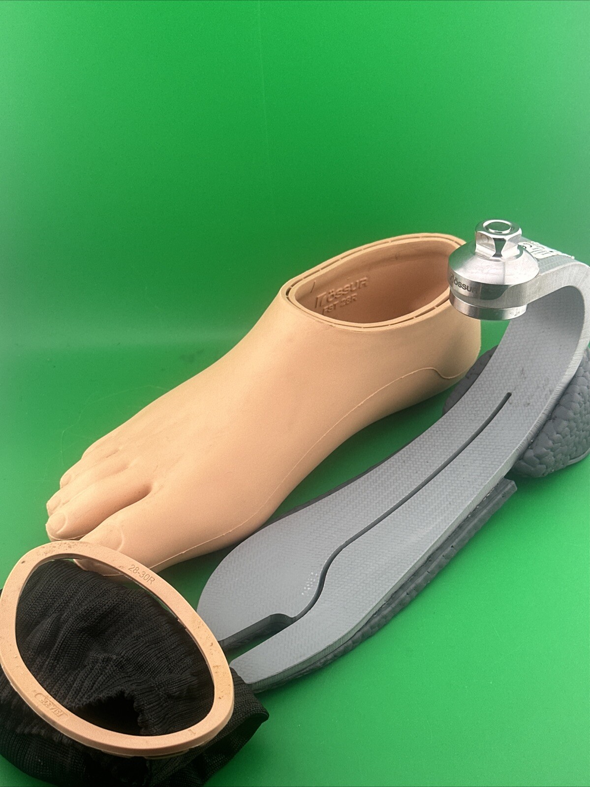 ossur balance s prosthetic foot. sz 28. category 4. Great Condition. Right Shell