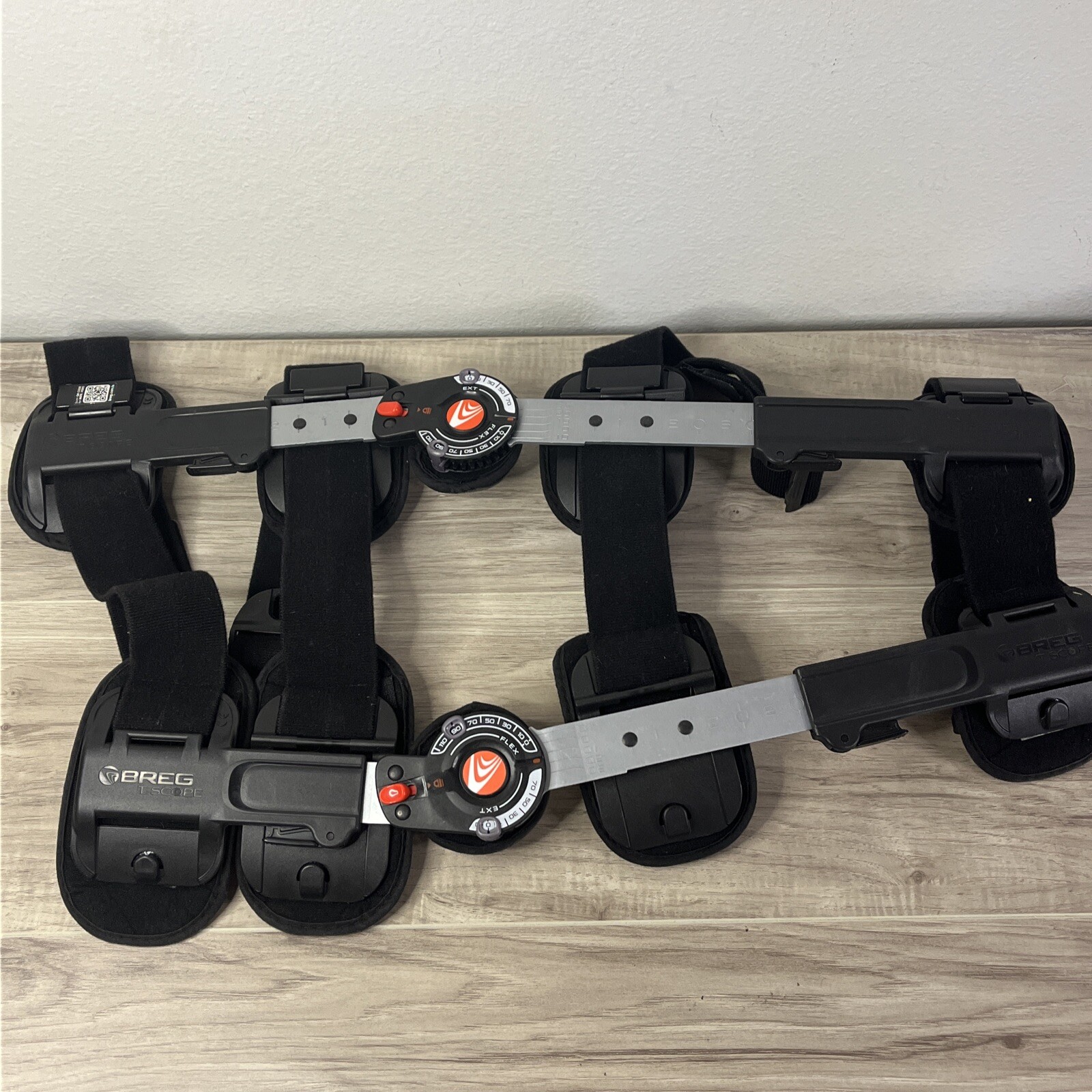 Breg T-Scope Premier Post Op Locking ROM Knee Brace Adjustable 17″-27″ Universal