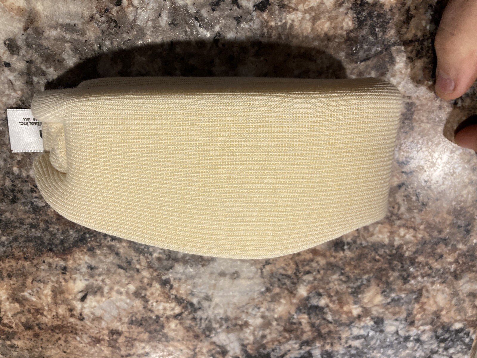 SCOTT Cervical Collar, Soft Foam. 3.5”. 3035. Large. Natural