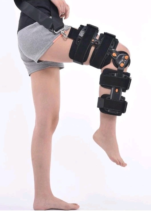 Hinged/ Locking ROM Knee Brace, 18″L Adjustable Thigh /Calf. Post Op. New