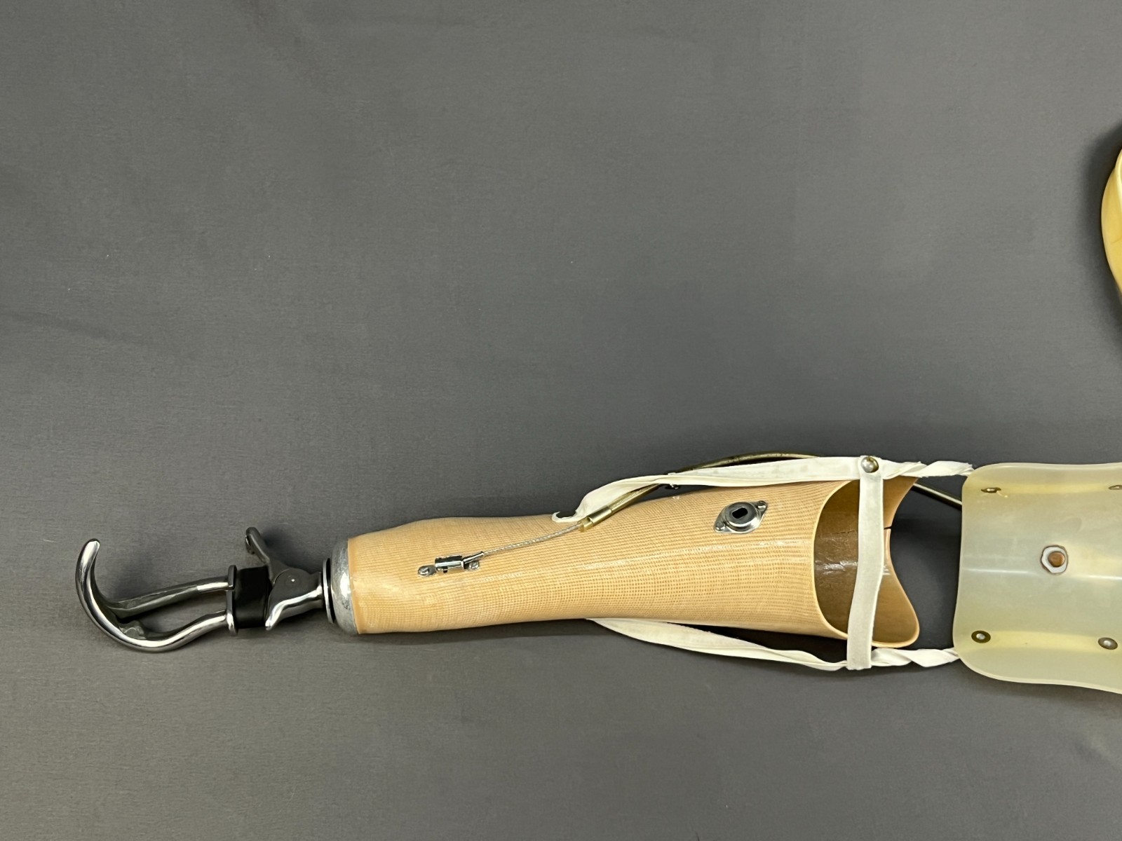 Vintage Prosthetic Adult Arm Body Powered Dorrance 5X Hook Medical Display Prop