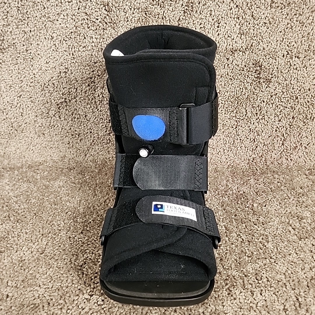 Advantage by Elite Orthopedics Pro Select Air Walker (Low Top) Size Large