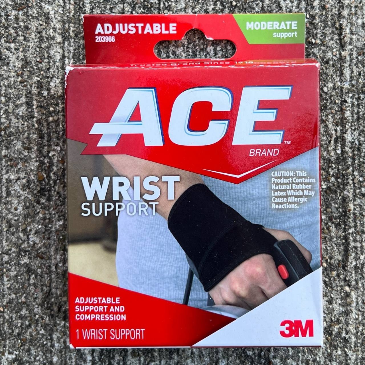 ACE 203966 3M Moderate Wrist Support – One Size Adjustable Left or Right